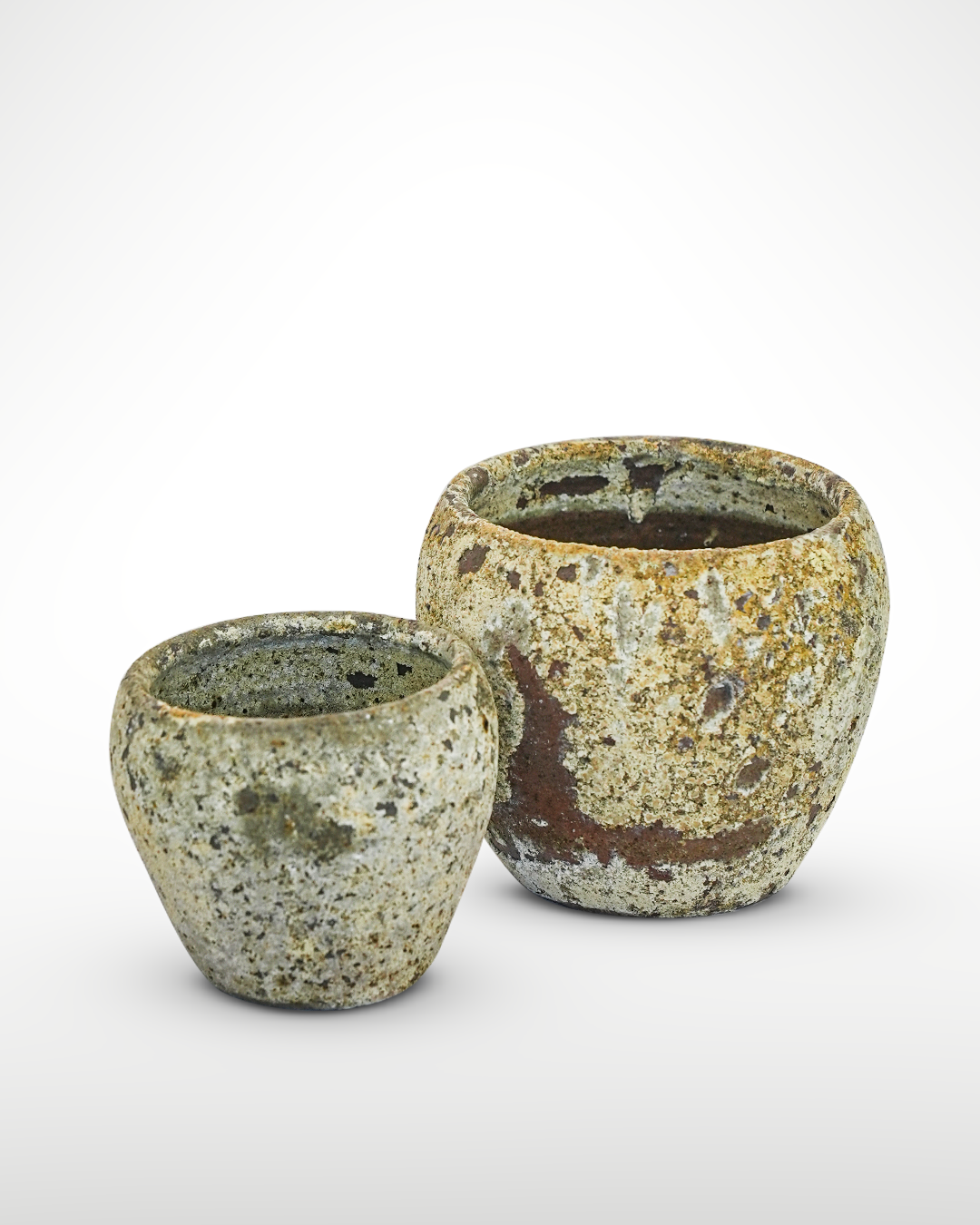 Texture VASOS 48 - Name THORN - OD_W 14” Po 7” Ht.  23” Base 6” Weight 39 LB” Texture Savana